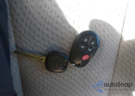 2012 Toyota Sienna Le V6 8 Passenger из США, поврежденный, VIN 5TDKK3DC8CS268398